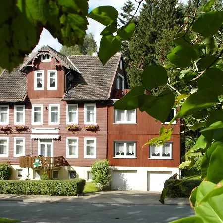 شقة Harzhaus-Am-Brunnen-Wohnung-2 *